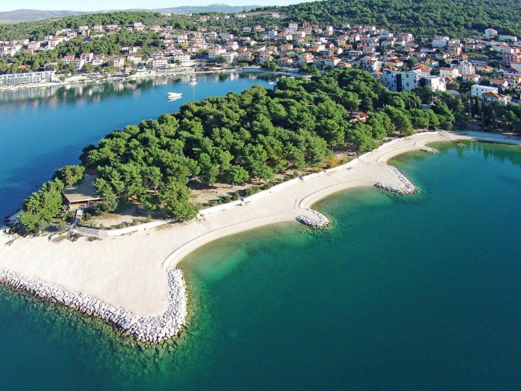Studio Apartman Violeta II - 50M From The Beach Trogir Ngoại thất bức ảnh