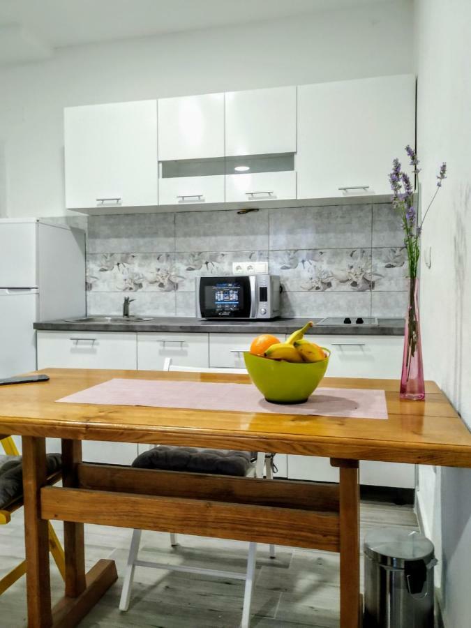 Studio Apartman Violeta II - 50M From The Beach Trogir Ngoại thất bức ảnh