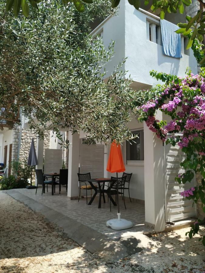 Studio Apartman Violeta II - 50M From The Beach Trogir Phòng bức ảnh